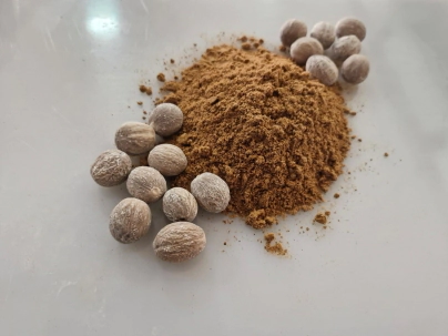 Nuez moscada molida por 25 Kg      