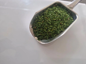 Perejil deshidratado por 1/4 Kg      