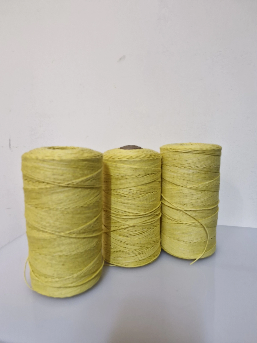 Bobina hilo Amarillo x 1/2 Kg      