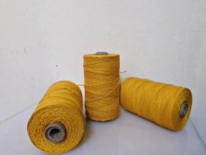 Bobina hilo Amarillo x 1/2 Kg Caja x 20 Un      
