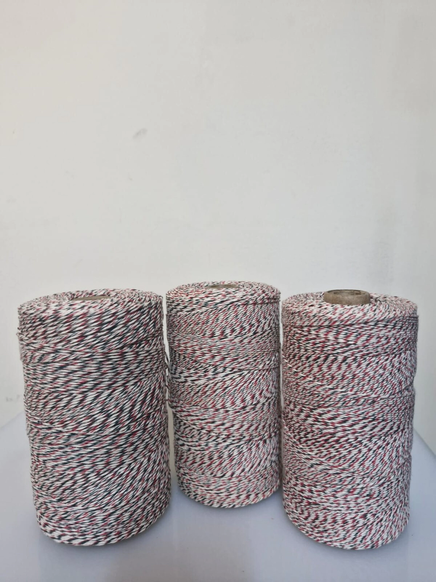 Bobina Hilo Tricolor x 1/2 Kg      